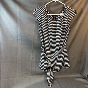 Worthington women’s Black & White Striped cap sleeve top, tie front, size medium
